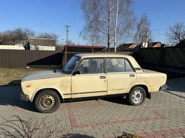Авто ВАЗ 2105 1991 № 8700299