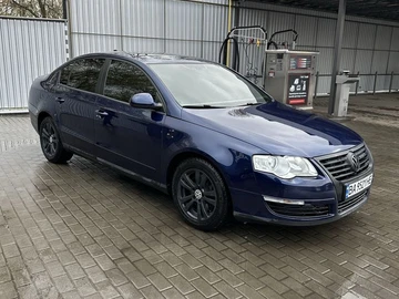 Авто Volkswagen Passat Sedan 2006 № 8700327