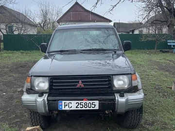 Авто Mitsubishi Pajero 1996 № 8700329