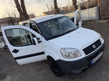 Авто Fiat Doblo 2008 № 8700375