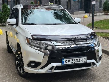 Авто Mitsubishi Outlander 2018 № 8700378
