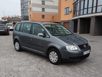 Авто Volkswagen Touran 2003 № 8700384