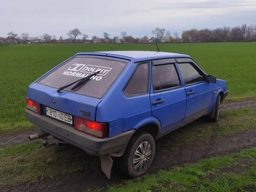 Авто ВАЗ 2109 2004 № 8700395