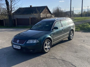 Авто Volkswagen Passat Variant 2001 № 8700341