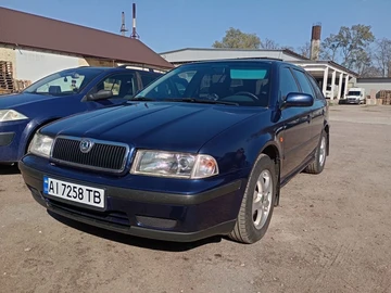 Авто Skoda Octavia 2000 № 8700545