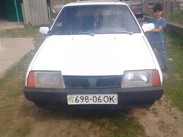 Авто ВАЗ 2109 1999 № 8700737