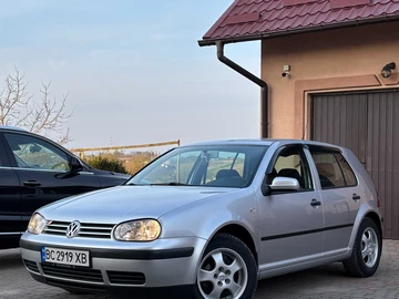 Авто Volkswagen Golf 2001 № 8700825