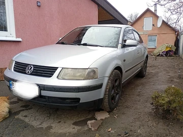 Авто Volkswagen Passat Sedan 2000 № 8700832