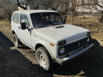 Авто ВАЗ 2121 1988 № 8700964