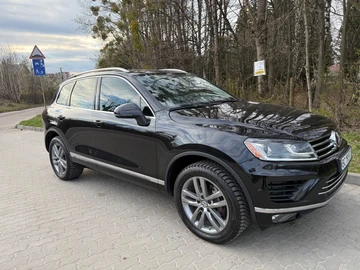 Авто Volkswagen Touareg 2015 № 8700974
