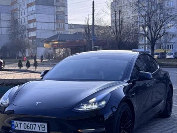 Авто Tesla Model 3 2021 № 8701007