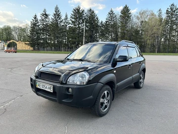 Авто Hyundai Tucson 2007 № 8701120