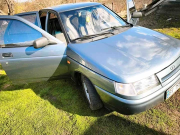 Авто ВАЗ 2110 2001 № 8701138