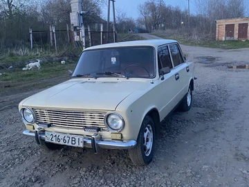 Авто ВАЗ 2101 1972 № 8701200