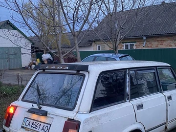 Авто ВАЗ 2104 2000 № 8701223