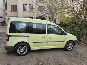 Авто Volkswagen Caddy 2006 № 8701243