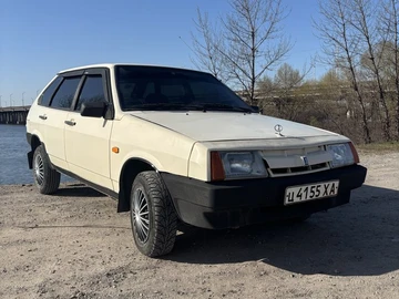 Авто ВАЗ 2109 1988 № 8701569