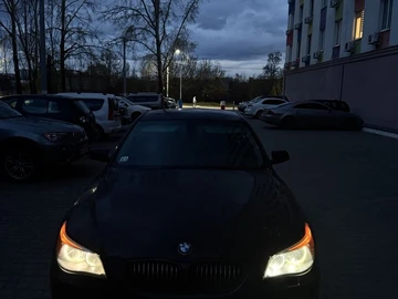 Авто BMW 5 Серия 2004 № 8701577