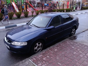 Авто Opel Vectra 1999 № 8701596