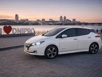 Авто Nissan Leaf 2018 № 8701724