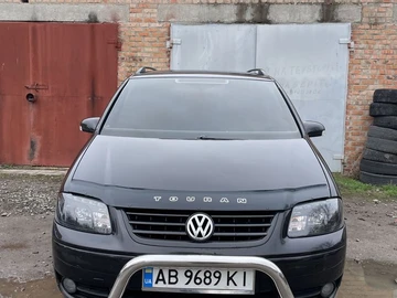 Авто Volkswagen Touran 2004 № 8701730