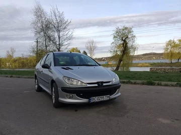 Авто Peugeot 206 2010 № 8701794