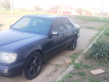 Авто Mercedes W124 1989 № 8701811