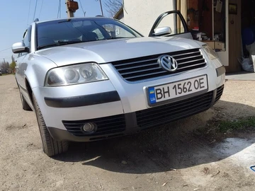 Авто Volkswagen Passat Variant 2002 № 8701969