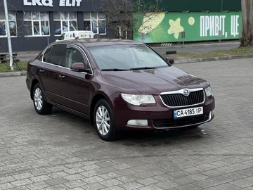 Авто Skoda Superb 2009 № 8701980
