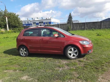 Авто Volkswagen Golf Plus 2008 № 8702035