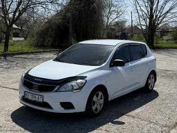 Авто KIA Cee X27 D 2012 № 8702211