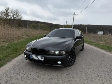 Авто BMW 5 Серия 2001 № 8702242