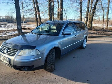 Авто Volkswagen Passat Hatchback 2003 № 8702272