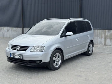 Авто Volkswagen Touran 2006 № 8702376