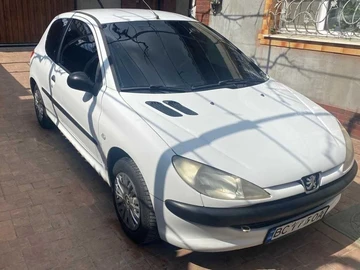 Авто Peugeot 206 2003 № 8702393