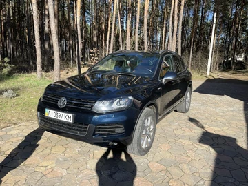 Авто Volkswagen Touareg 2013 № 8702395