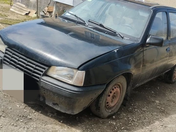 Авто Opel Kadett 1988 № 8702399