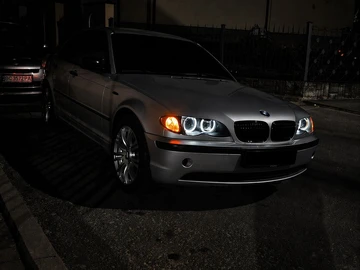 Авто BMW 3 Серия 2003 № 8702457