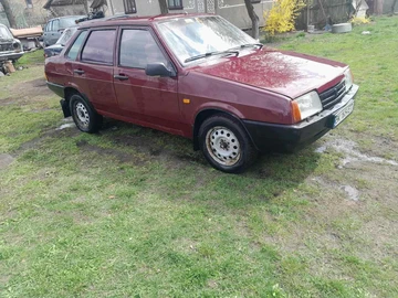 Авто ВАЗ 21099 1997 № 8702622