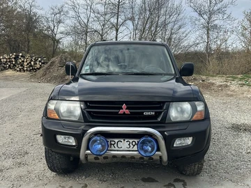 Авто Mitsubishi Pajero 2001 № 8703001