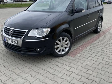 Авто Volkswagen Touran 2008 № 8703004