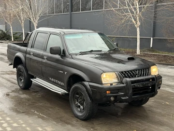 Авто Mitsubishi L 200 2004 № 8703026