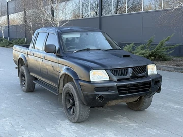 Авто Mitsubishi L 200 2004 № 8703056
