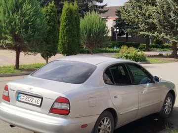 Авто Daewoo Leganza 2001 № 8703168