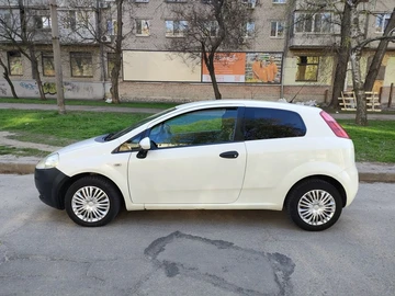 Авто Fiat Punto 2010 № 8703191