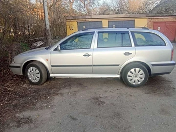 Авто Skoda Octavia 2000 № 8703260