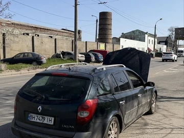Авто Renault Laguna 2002 № 8703292