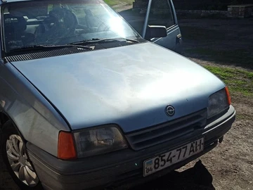 Авто Opel Kadett 1990 № 8703448