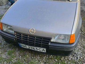 Авто Opel Kadett 1987 № 8703494