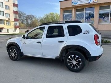 Авто Renault Duster 2012 № 8703507